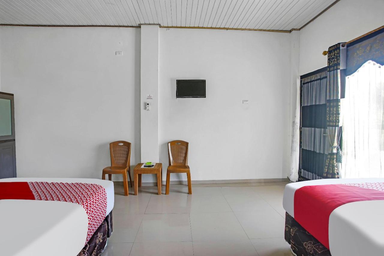 Oyo 2246 Anjung Bang Oking Hotel & Resort Pasarpulaupisang Eksteriør bilde