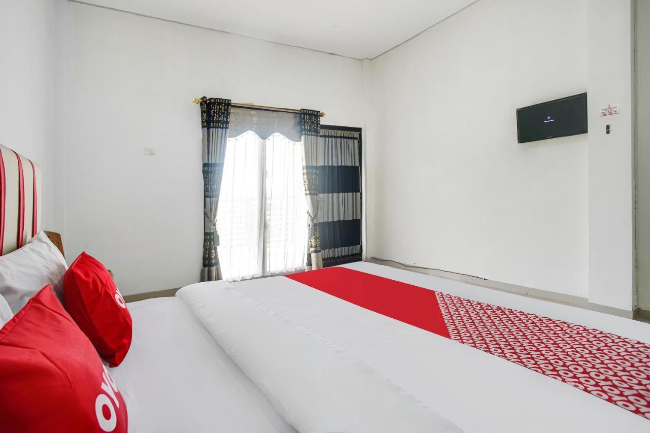 Oyo 2246 Anjung Bang Oking Hotel & Resort Pasarpulaupisang Eksteriør bilde